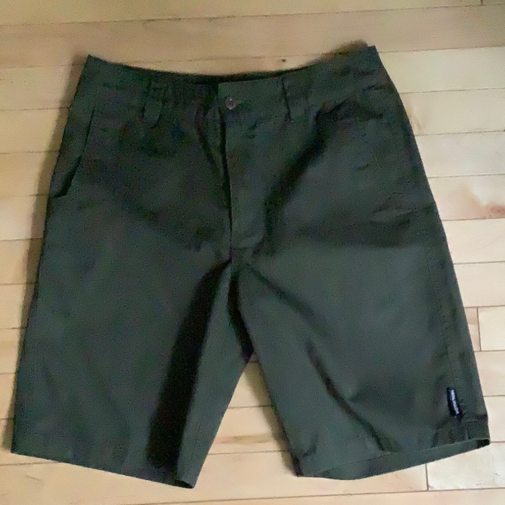 Shorts MEN METAL MULISHA SIZE 30